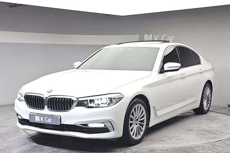 BMW 5-Series (G30), 2019