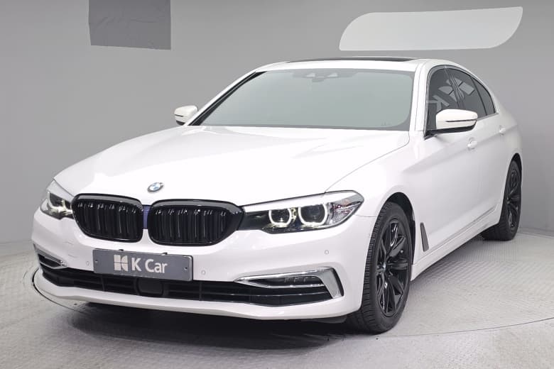 BMW 5-Series (G30), 2019