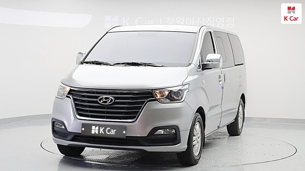 Hyundai The New Grand Starex, 2018